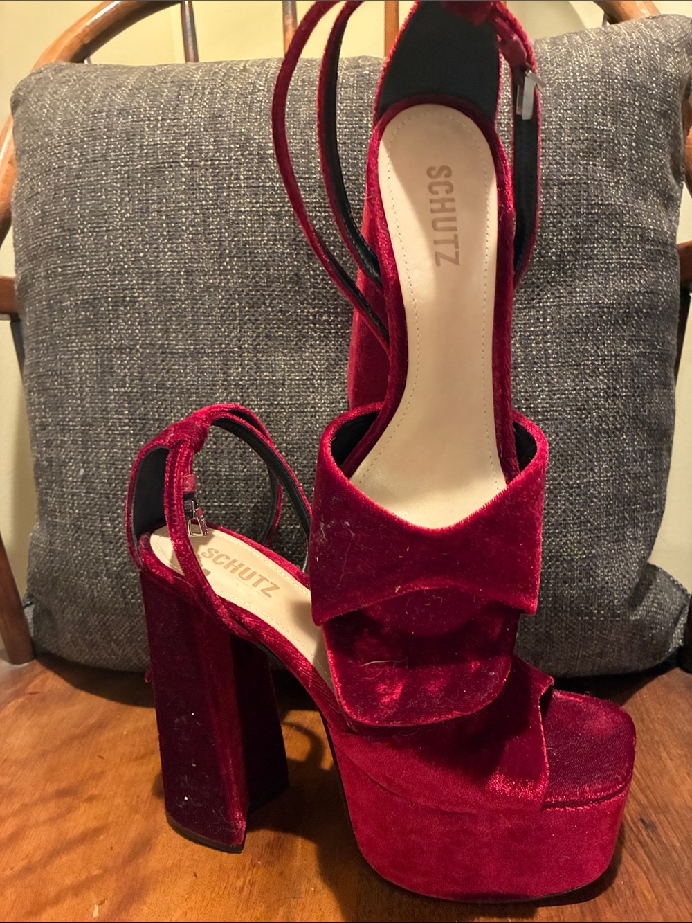 SCHUTZ Red Velvet Platform Sandals with Ankle Strap